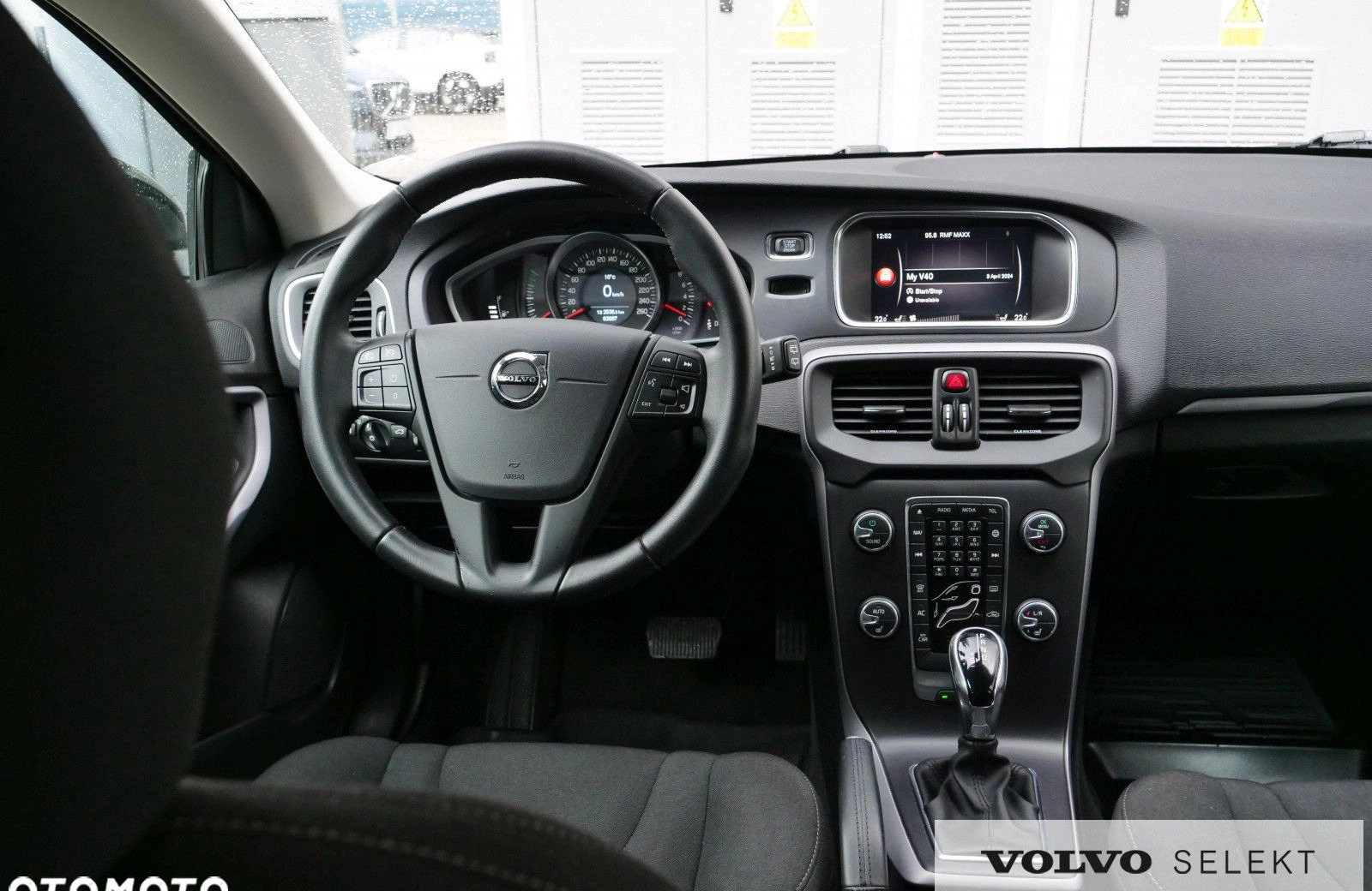 Volvo V40 cena 79900 przebieg: 63687, rok produkcji 2019 z Dukla małe 631
